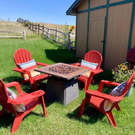 Yellowstone Cattle Baron Ensuite, Private Entrance & Parking - Prairie Rose B&B Cheyenne Exterior photo
